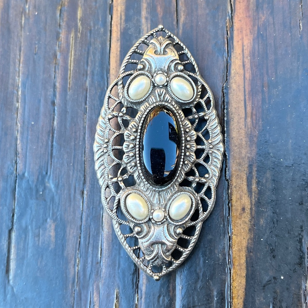 Elegant Black and Silver Filigree Mourning Brooch